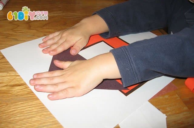 幼儿学字母H手工 房子贴画