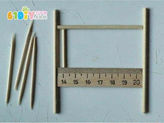 牙签竹签制作娃娃屋里的小床