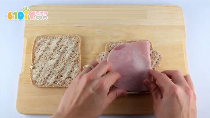 美味早餐 怎样制作卡通猴子三明治