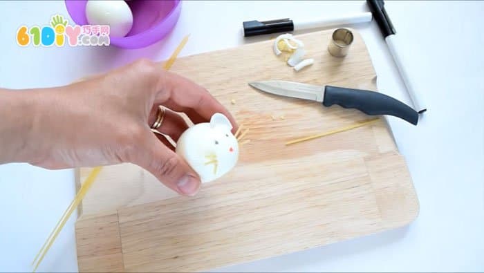 亲子早餐 煮鸡蛋制作可爱小老鼠