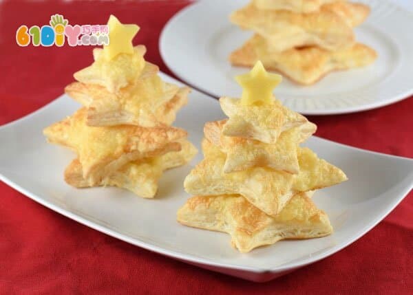 亲子美食DIY 芝士酥皮圣诞树