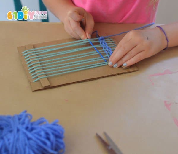 儿童用毛线编织手工挂饰