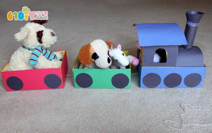 鞋盒子手工制作玩具小火车