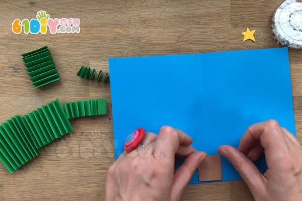 儿童手工制作立体圣诞树贺卡