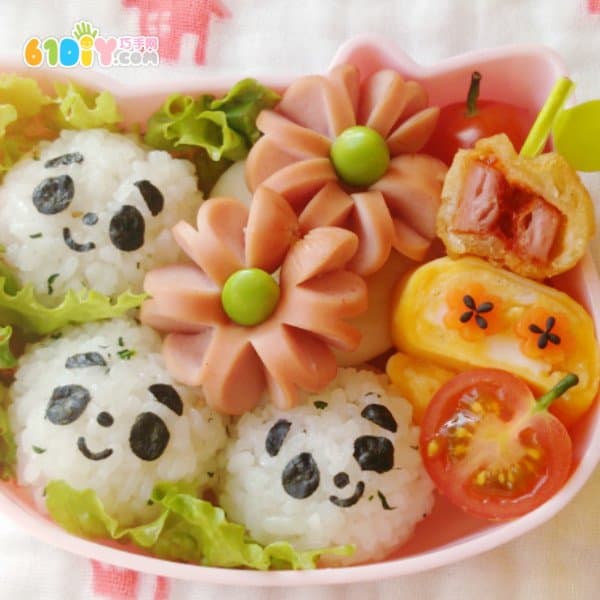 亲子美食DIY 香肠花朵便当