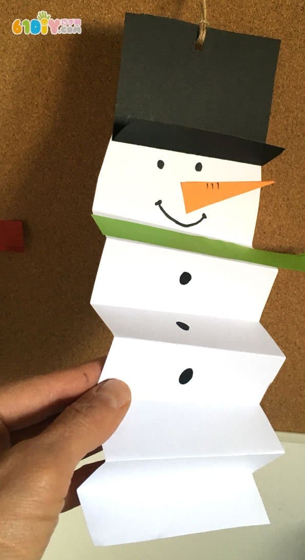 幼儿园手工 制作冬天的雪人