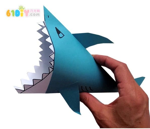 儿童手工制作大鲨鱼