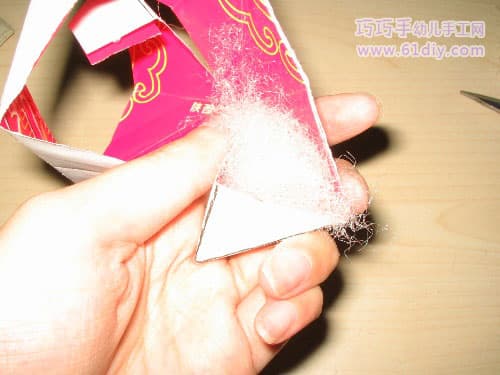 4。将棉花裹着香药，放在里面