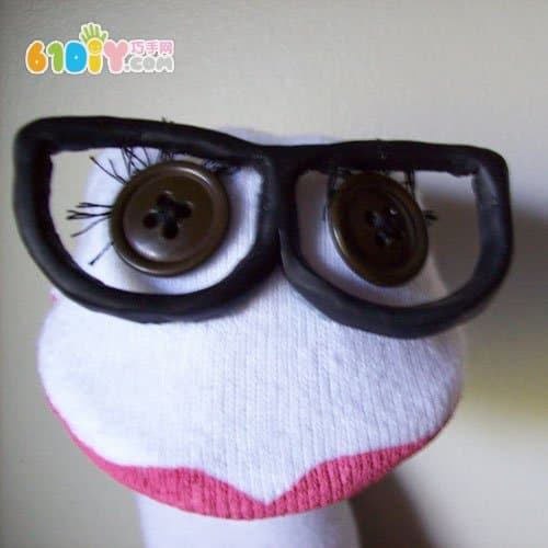怎样制作袜子手偶