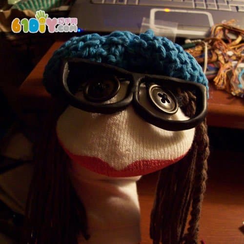 怎样制作袜子手偶
