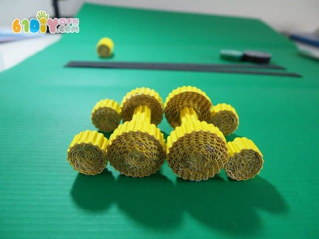 瓦楞纸手工坦克制作教程