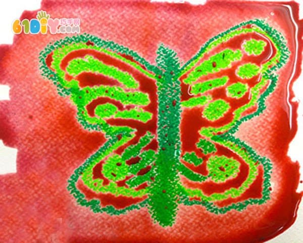 儿童蜡笔水彩绘画