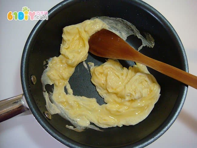 亲子美食DIY 炒饭变卡通小熊