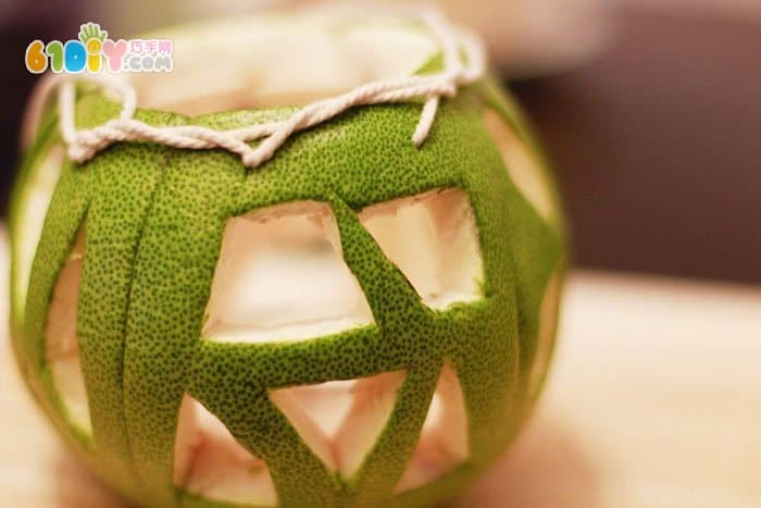 柚子皮简单DIY制作中秋节灯笼